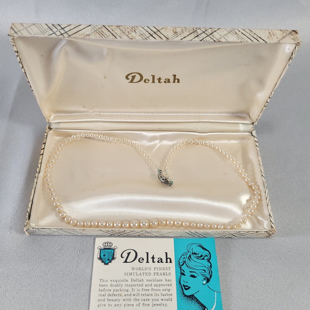 Vintage Deltah Simulated Pearl Necklace Cream Filigree Clasp 17.5 Inch w/ Case‎